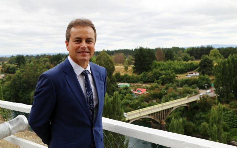 Fiscalía solicita formalizar al alcalde de Río Bueno por cohecho agravado y lavado de activos