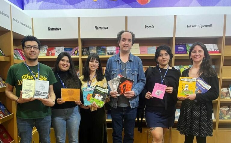 Editoriales de Los Ríos fortalecen su proyección internacional en la Feria del Libro de Lima