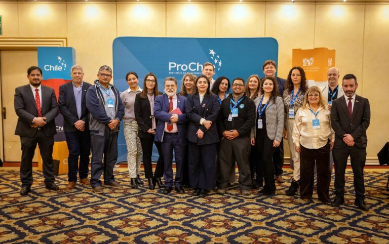 Encuentro binacional proyecta acuerdos comerciales por más de US$86 mil