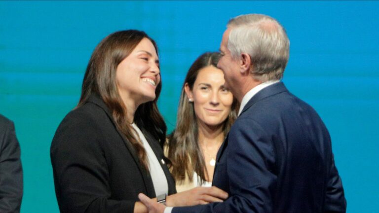 Natalia Duco regresa a La Moneda a 24 días de dejar el Ministerio del Deporte