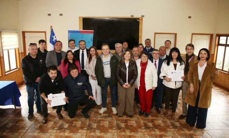 Gobierno financia proyectos de 31 medios de comunicación locales