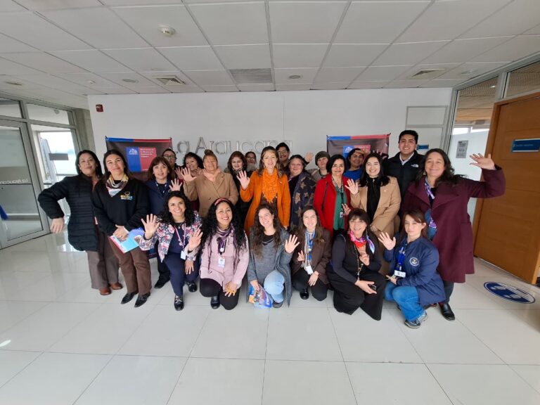 Seremi lidera diálogo para definir prioridades de las mujeres