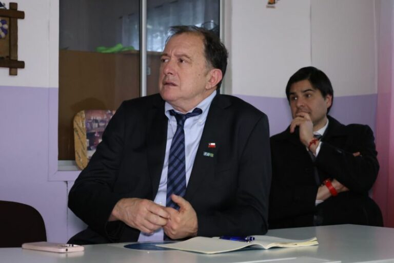 Poduje sobre situación económica: “No es culpa del gobierno anterior, y si fuera, da lo mismo porque nosotros tenemos que arreglarlo”