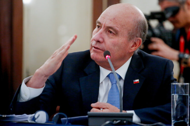 Quiroz pone bajo la lupa la gratuidad: “La viveza del chileno la vamos a ir eliminando”