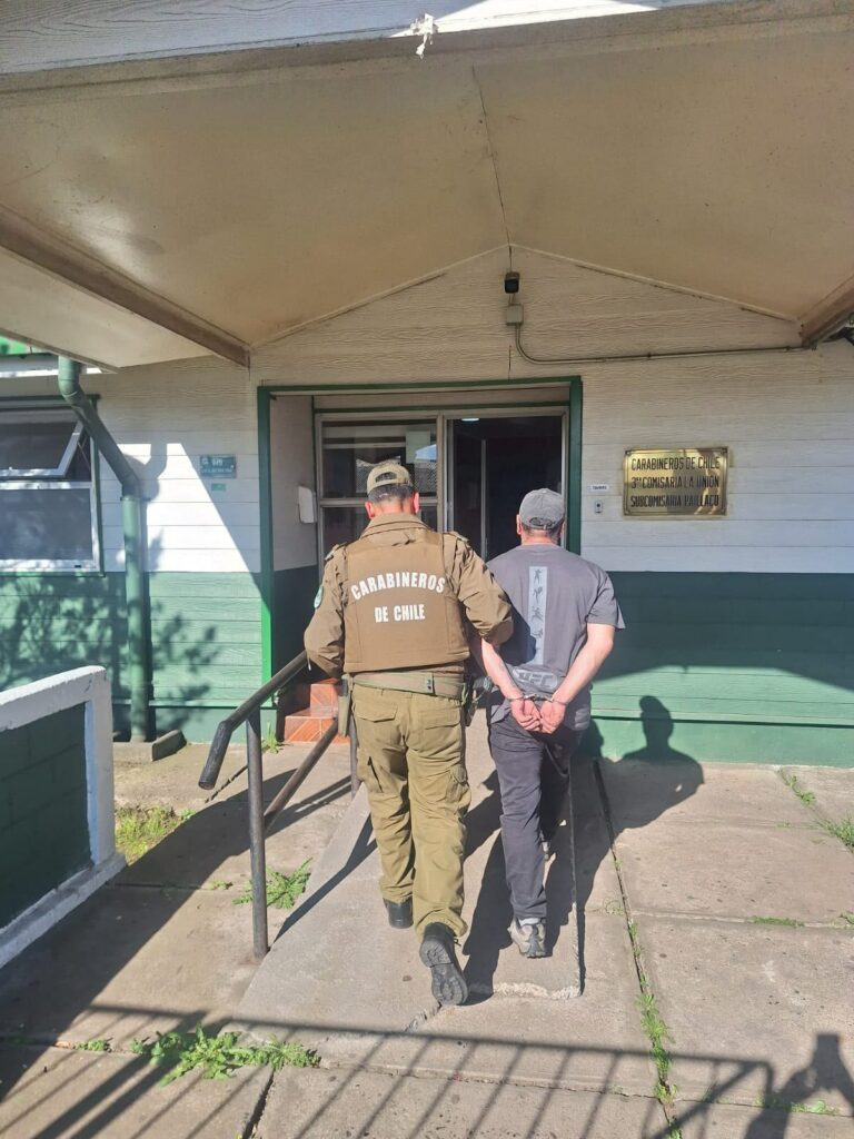 Carabineros detuvo a sujeto con dos órdenes de detención por tráfico de drogas y abigeato